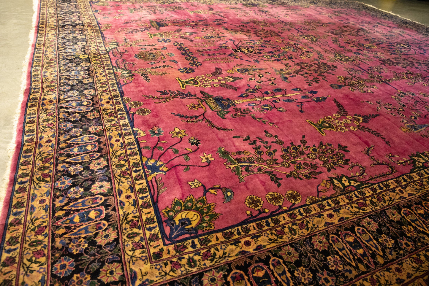 14.5x18.5 Vintage Meshed Carpet